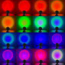 Lámpara Sunset Somnii proyectando sus 16 colores
